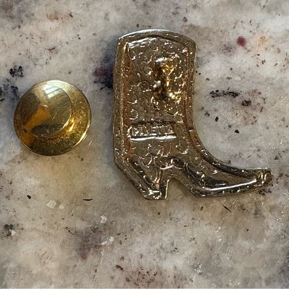 Vintage 80s Panetta Cowboy Boot Pin Gold Tone Crystal Tie Tack Jewelry Western - Picture 4 of 6